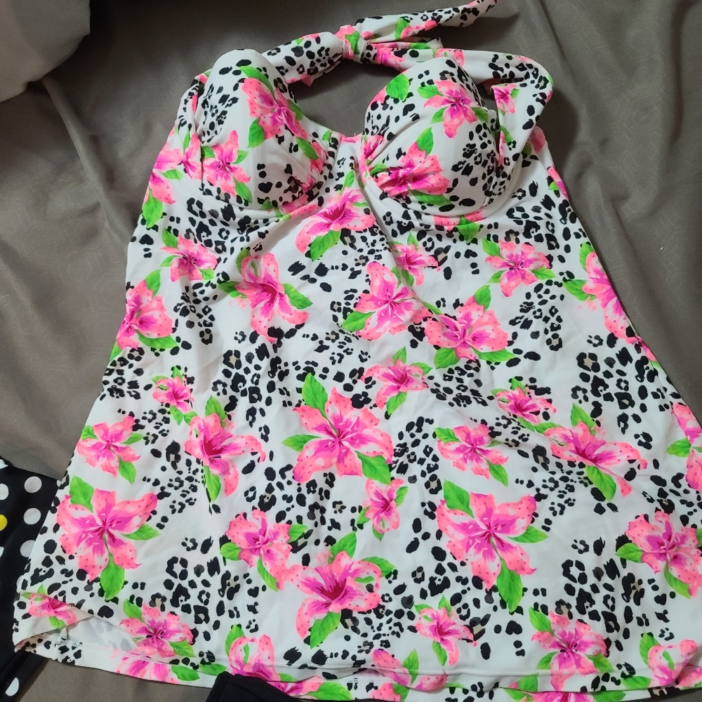 This 3 piece Catalina bathing suit